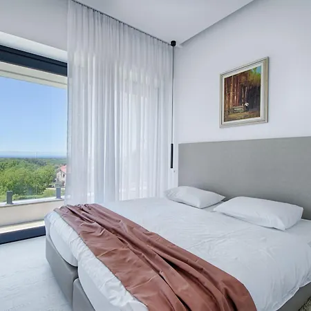 Astera Near Porec For 8 People With Infinity Pool, Whirlpool & Sauna Villa Višnjan