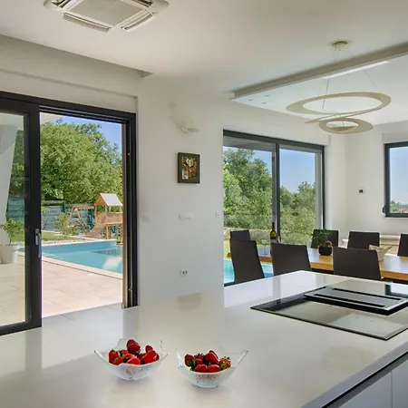 Astera Near Porec For 8 People With Infinity Pool, Whirlpool & Sauna Villa *
