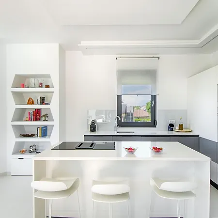 Villa Astera Near Porec For 8 People With Infinity Pool, Whirlpool & Sauna